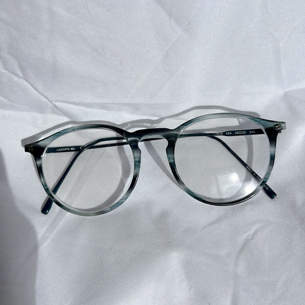Lacoste eyeglasses. L2815.
